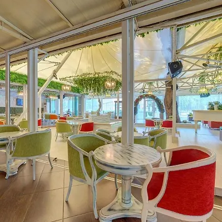 Leipzig Otel 4*